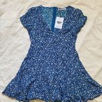 Princess Polly Princess‎ Polly The Sting Blue and White Floral V-Neck Mini Dress Size 4 Photo 1