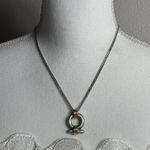 Vintage Avon Two Tone infinity necklace Photo 5