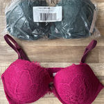 Victoria's Secret NWT Women's Victoria Secret Dream Angels Lace Push Up Bra Bundle size 38D Photo 0