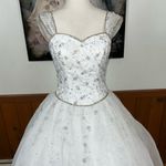 Mori Lee Elegant  White Beaded Tulle Wedding Gown! Photo 2
