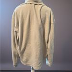 Cream Quarter Photo 4