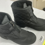 Womans Weathermates Julia Size 7 M Black Quilted Lined Zip Up Ankle Snow Boots Photo 0