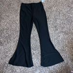 Soho Apparel NWT Casual outfit size L Silk like draped neck top with Flare leggings Photo 8