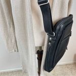 wilson's leather Wilsons Black Leather Vintage Messenger Bag Expandable Crossbody Organizer Photo 2