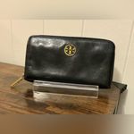 Tory Burch A Rare Vintage Black Leather Zip Around Clutch Wallet Photo 1