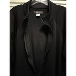 Koi Lite‎ Black Zip Up Jacket Size Medium Medical Sherpa Lining Logo Pockets Photo 2