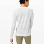 Lululemon  Athletica Gray Swiftly Breathe Long Sleeve Photo 1