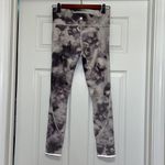 Athleta Run Free Winter Garden 7/8 tights Photo 5