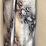 Dress Forum NWT snake skin pattern  LA skirt. Sz S Photo 2