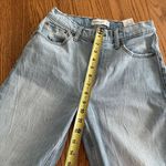 Abercrombie & Fitch 80s High Rise Mom Jeans Light Wash Waist 27” Ankle jeans Photo 7