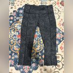 Lululemon  Fast and Free Crop II Nulux in Free Spirit Ice Grey Black Size 6 Photo 3