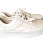 Vince  Womens Warren Court Leather Sneakers, size 9.5 Photo 0
