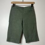 Chaser  NWT Revolve Bermuda Canvas shorts Small green Photo 3
