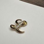 Rhinestone Letter / Initial L Signed Avon Gold Tone Brooch Pin Photo 6