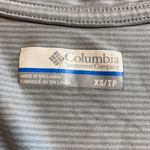 Columbia GREY SUBTLE STRIPE LONG SLEEVE Photo 1