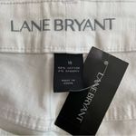 Lane Bryant NWT  Embroidered White Girlfriend Crop Pants, Size 18 Photo 9