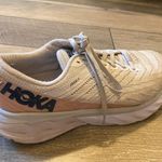 Hoka Arahi 4 Running Shoes Photo 0