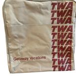 New, Vintage 70’s TWA Trans World Airlines Crossbody Messenger Bag Red Photo 1