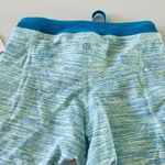 Lululemon  ATHLETICA Blue Aquamarine Beach Runner Crop Leggings - US 2 Photo 5