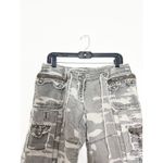 Vintage Y2K Deep Los Angeles Distressed Camouflage Cargo Capri Pants Size Medium Green Photo 3