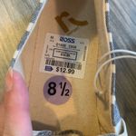 NWT blue striped slip on shoes size 8.5 Photo 2