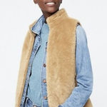 J.Crew ‎ Teddy Fleece Excursion Vest Sz M Full Zip Pockets Sleeveless Comfort Photo 0