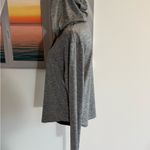 Gray Long Sleeve Relaxed Fitness Hoodie Size XL Photo 3
