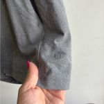 Lululemon ‎ On The Fly Short 8 athleisure workout yoga travel running hiking Photo 3