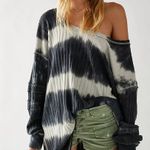 Free People  Tie Dye Sunset Tee in Blue Motif Size Large NWT Photo 0