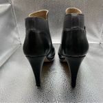 Adrienne Vittadini  Perrine Black Leather 4” Heels Side Zipper Ankle Boots 7.5 F6 Photo 2