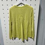 Sweaty Betty Women's Focus Training Long Sleeve Crewneck T-Shirt Green Size L Photo 4