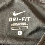 Nike Dri-Fit Short Sleeve Athletic Shirt Size Large Photo 2