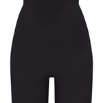 SKIMS  Seamless Sculpt Shorts Photo 0