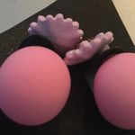 Pink reversible ball & flower earrings Photo 1