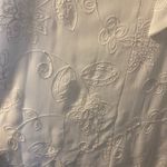 Elle White Dress with Embroidered Floral pattern Photo 2