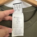 New Balance ‎ Olive Green Crewneck Sweatshirt Athletic Pullover Womens Medium Photo 2