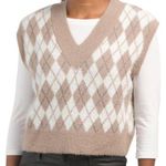 William Rast NWT  Tan Argyle Sweater Vest Medium Photo 0