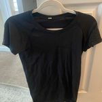 Lululemon Top Photo 0