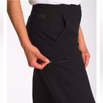The North Face NWT  Women’s Black W Laterra Utility Jogger size 3X Photo 2