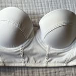Elegant White Strapless Bra Size undefined Photo 0