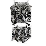 Free Assembly Floral Cami Top & Shorts Set Photo 2