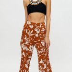 Urban Outfitters UO Hattie tropical floral pants Size Small Photo 4