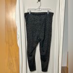 Victoria's Secret Incredible Essential Black Leopard Print Crop Leggings Size 16 Photo 3