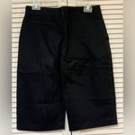 Brooks Brothers  Women’s Black Bermuda Walking Shorts - Size 6 - VGUC Photo 1