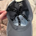 Adidas blue baseball cap Photo 3