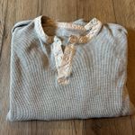 Everlane  crewneck  Photo 1