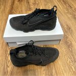 Nike air VaporMax black athletic training lace up shoes sneakers women’s 8.5 Photo 8