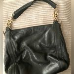 Michael Kors black leather shoulder bag. Photo 1