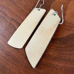 Nickel & Suede Flint Gem Lightweight Leather Earrings Unicorn EUC Black Textured Photo 5