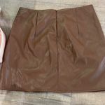 Tinseltown Leather skirt Photo 3